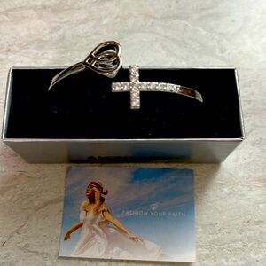 Montana Silversmith Fashion your Faith Cross Bracelet